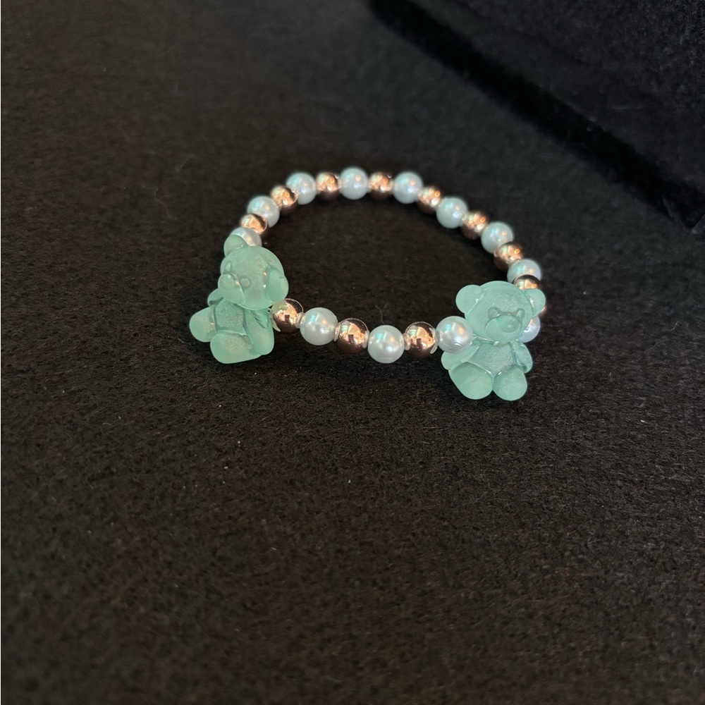 Charming Bear Beaded Bracelet - Green and Gold